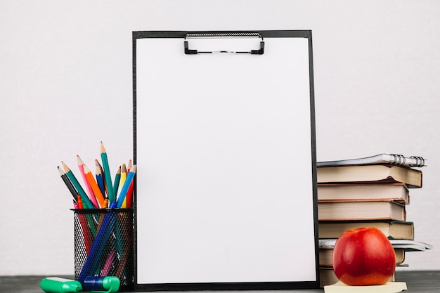 君子兰怎么施肥？